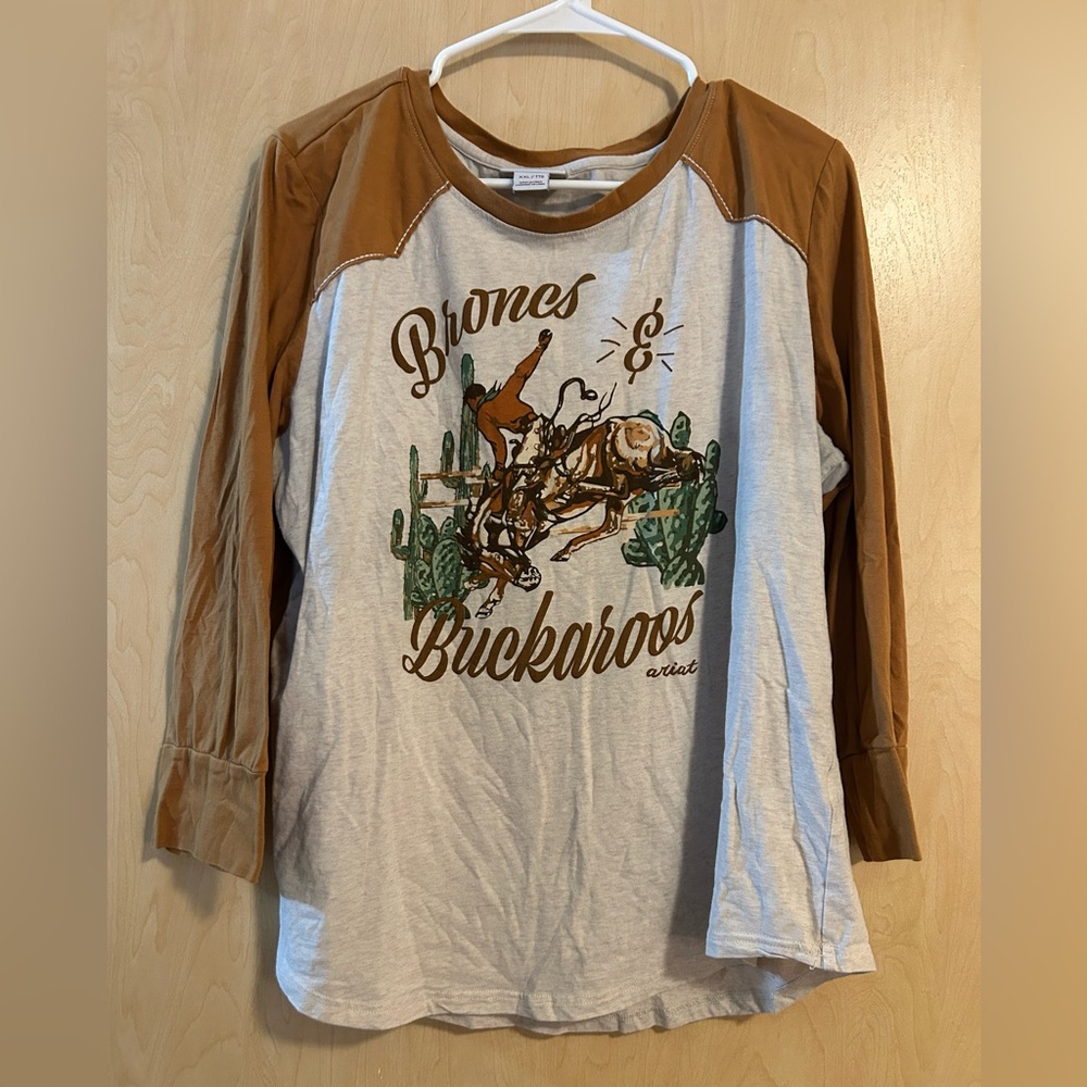 XXL ARIAT BASEBALL TEE